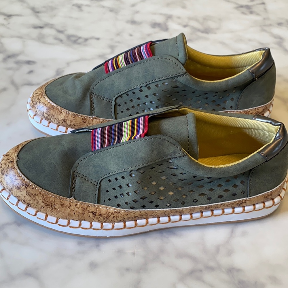Women’s Multicolor Slip on shoes